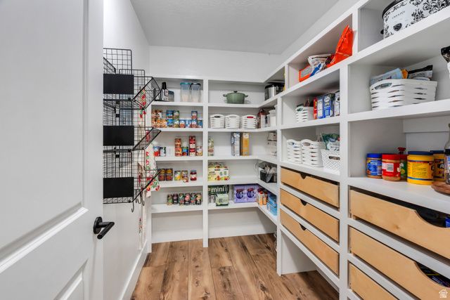 652 W SIDNEY LN, Saratoga Springs, UT 84045