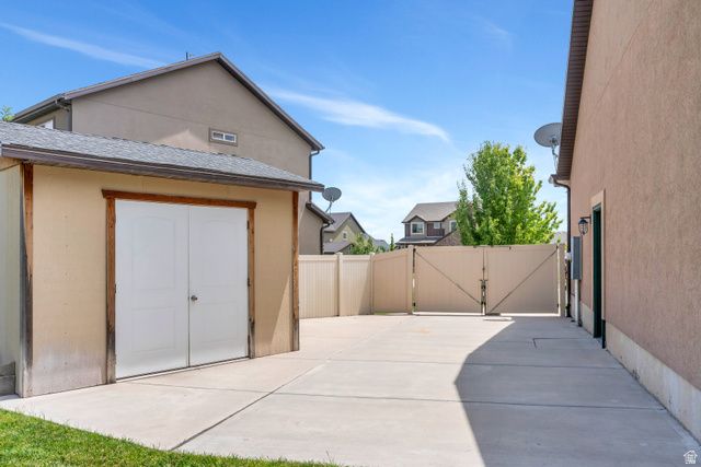 652 W SIDNEY LN, Saratoga Springs, UT 84045