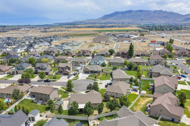 652 W SIDNEY LN, Saratoga Springs, UT 84045
