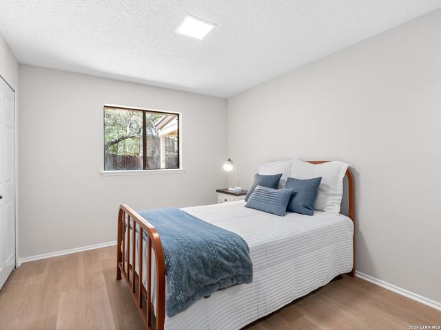 9327 Fallworth, San Antonio, TX 78254