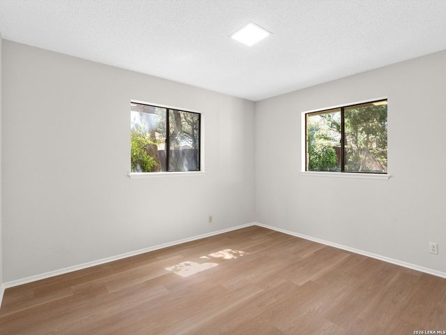 9327 Fallworth, San Antonio, TX 78254