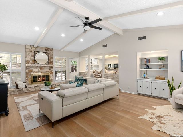 9327 Fallworth, San Antonio, TX 78254