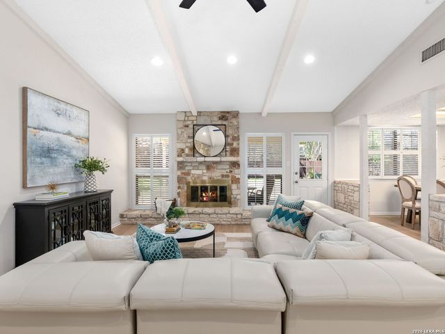 9327 Fallworth, San Antonio, TX 78254