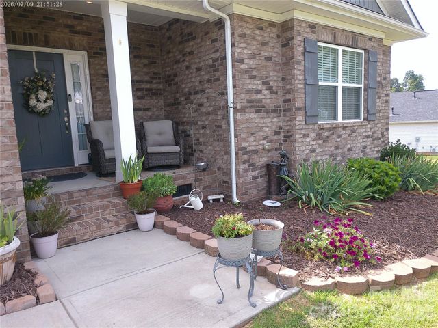 230 Macon Drive, Statesville, NC 28625