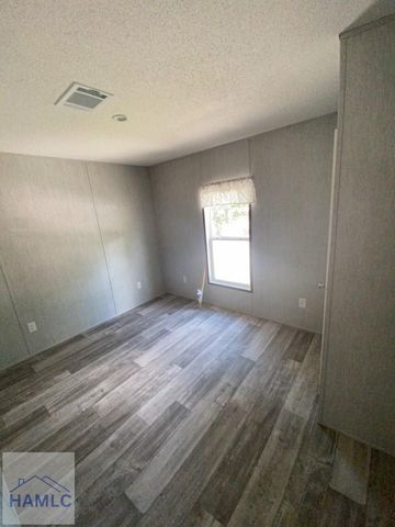 6320-15 E US HWY 84, Hinesville, GA 31313