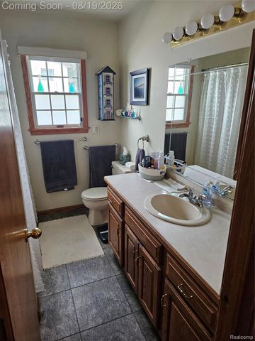 4090 Violet Avenue, St. Clair Township, MI 48079