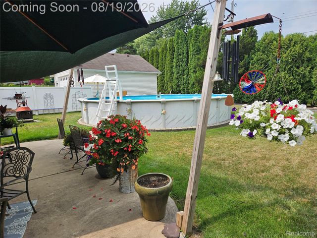 4090 Violet Avenue, St. Clair Township, MI 48079