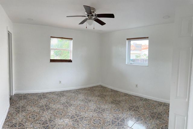 1561 NE 109TH Street, Miami, FL 33161
