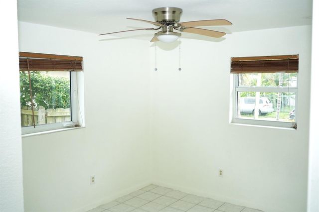 1561 NE 109TH Street, Miami, FL 33161