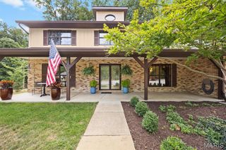 107 W Brittany Lane, O'fallon, IL 62269