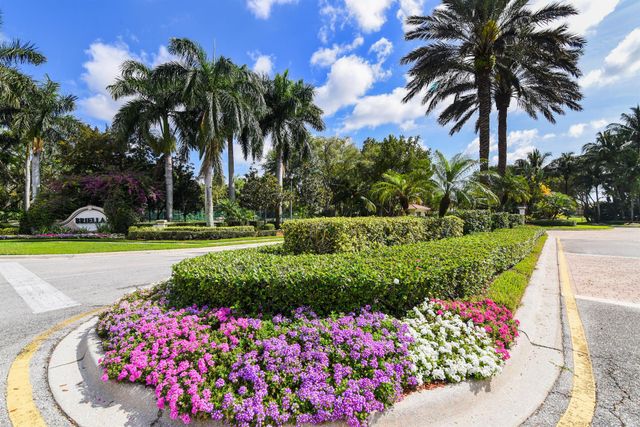 7458 Sarentino Lane 113, Boynton Beach, FL 33437