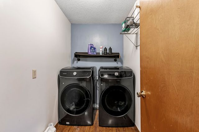 748 E Bluff Drive, Springfield, MO 65803