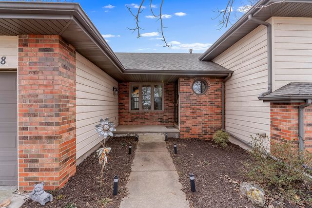 748 E Bluff Drive, Springfield, MO 65803