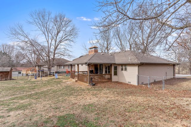 748 E Bluff Drive, Springfield, MO 65803