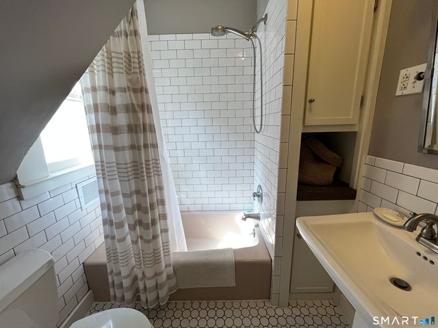 17 Anderson Street, New Haven, CT 06511
