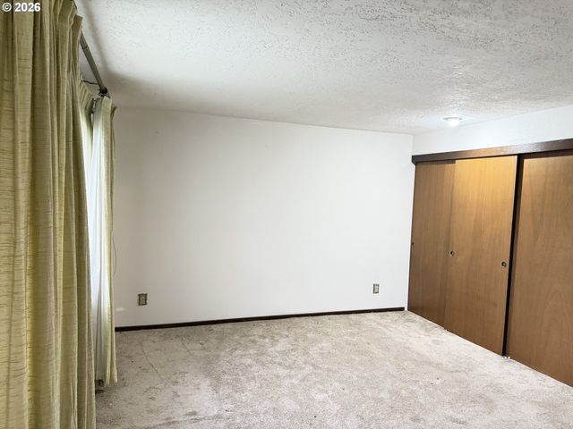 9255 Sw 130TH Ave, Beaverton, OR 97008