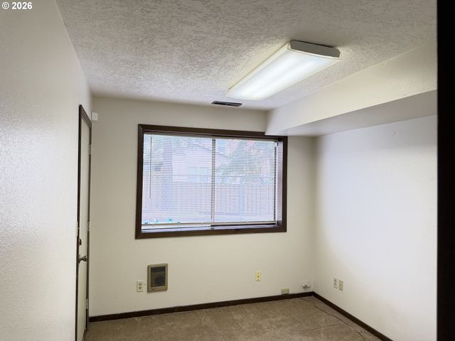 9255 Sw 130TH Ave, Beaverton, OR 97008