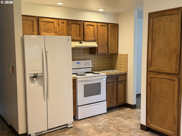 9255 Sw 130TH Ave, Beaverton, OR 97008