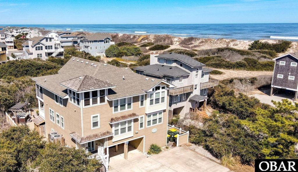 Image 3 of property listing at 611 Tern Arch Lot 45, Corolla, NC 27927