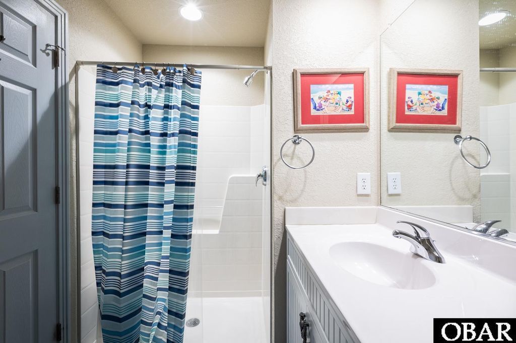 Image 27 of property listing at 611 Tern Arch Lot 45, Corolla, NC 27927