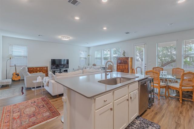 1123 Winifred DR, Austin, TX 78748