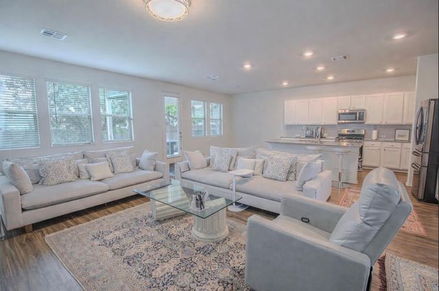 1123 Winifred DR, Austin, TX 78748