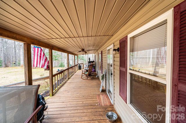 173 Croom Hollow Drive, Nebo, NC 28761