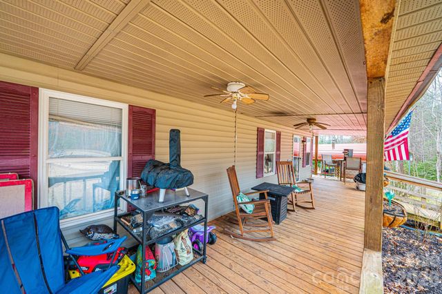 173 Croom Hollow Drive, Nebo, NC 28761