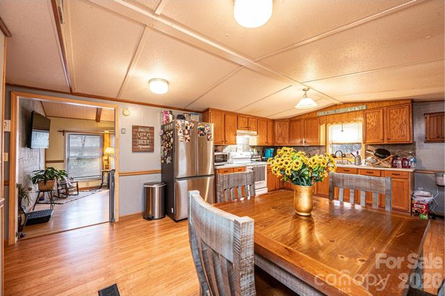 173 Croom Hollow Drive, Nebo, NC 28761