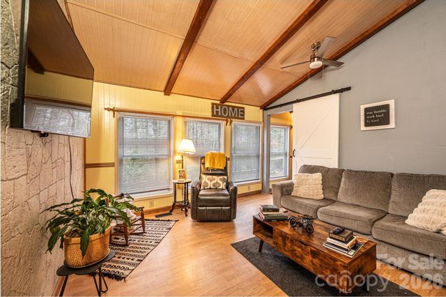 173 Croom Hollow Drive, Nebo, NC 28761