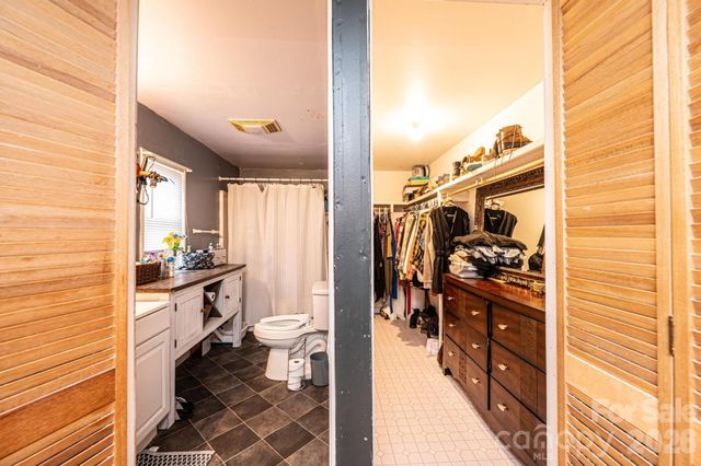 173 Croom Hollow Drive, Nebo, NC 28761