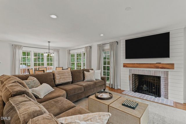 1013 New Chester Court, Apex, NC 27502