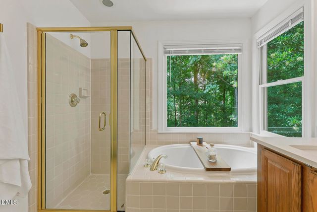 1013 New Chester Court, Apex, NC 27502