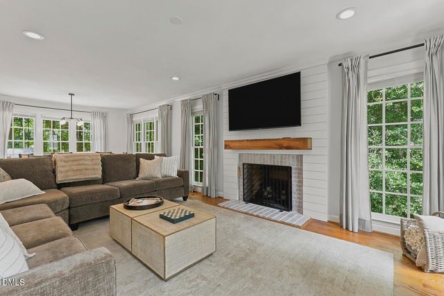 1013 New Chester Court, Apex, NC 27502