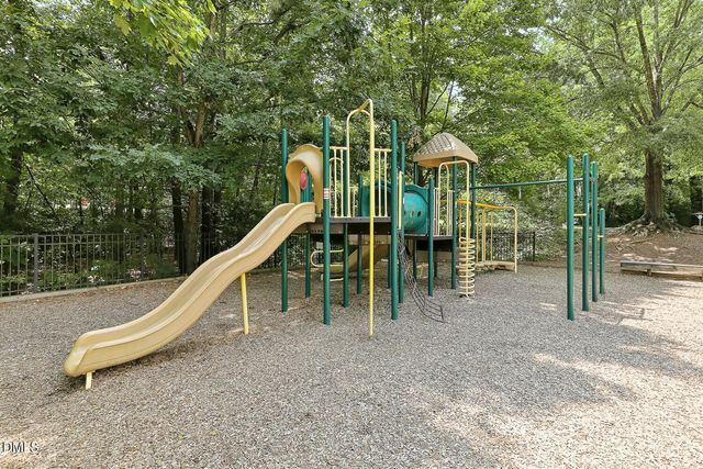 1013 New Chester Court, Apex, NC 27502