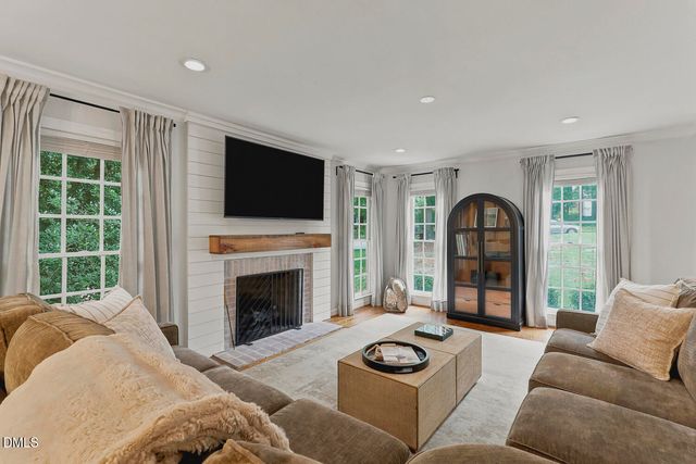 1013 New Chester Court, Apex, NC 27502