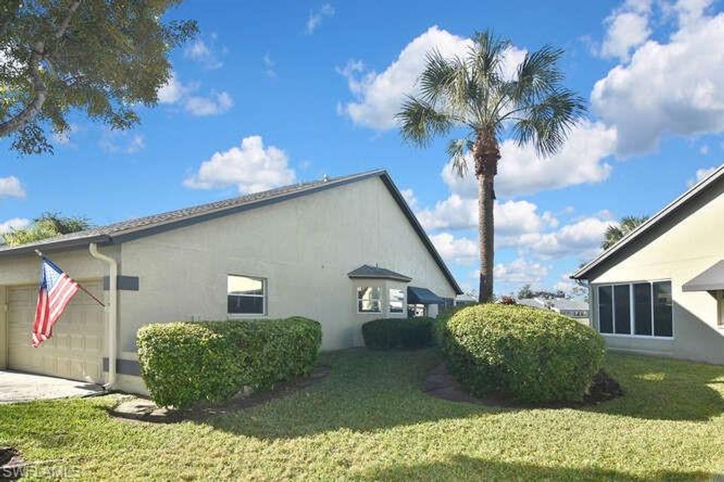 2301 McGregor Park CIR, FORT MYERS, FL 33908 — photo 3