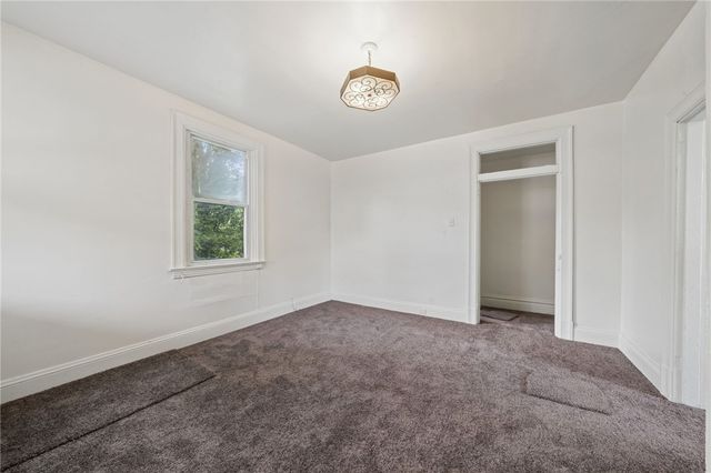 620 Broadway Blvd, Pitcairn, PA 15140