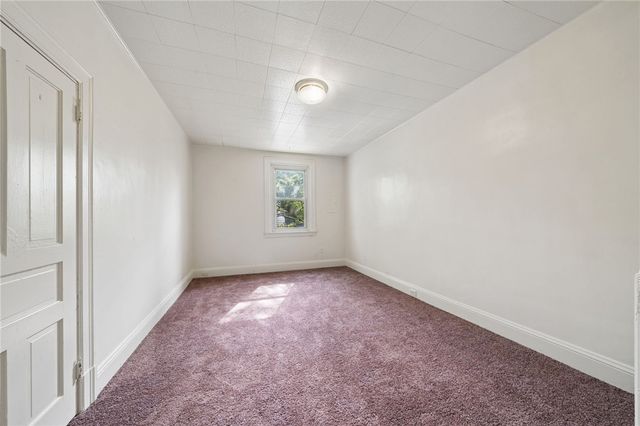 620 Broadway Blvd, Pitcairn, PA 15140