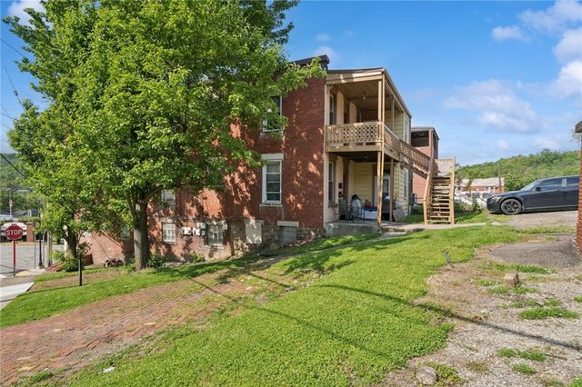 620 Broadway Blvd, Pitcairn, PA 15140