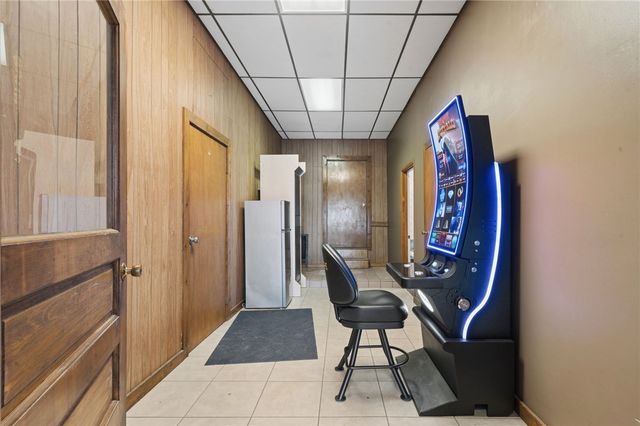 620 Broadway Blvd, Pitcairn, PA 15140