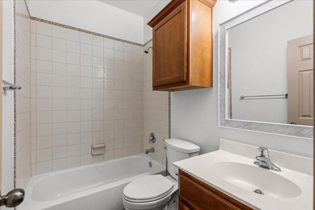 119 E Wildflower BLVD, Marble Falls, TX 78654