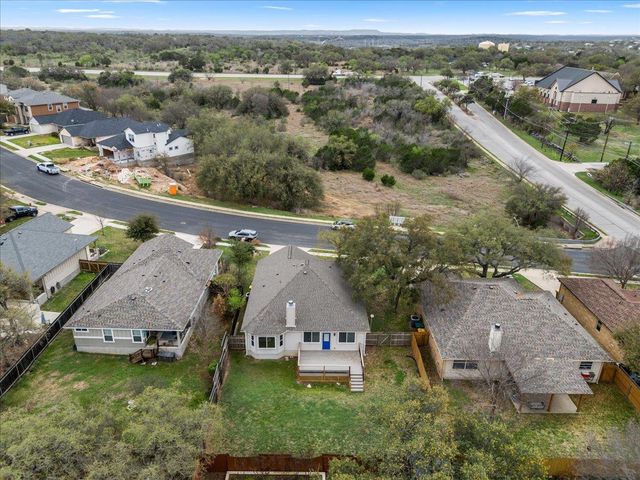 119 E Wildflower BLVD, Marble Falls, TX 78654