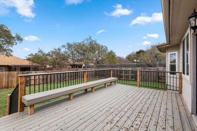 119 E Wildflower BLVD, Marble Falls, TX 78654