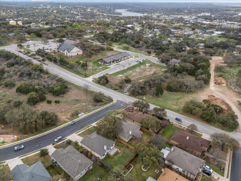 119 E Wildflower BLVD, Marble Falls, TX 78654