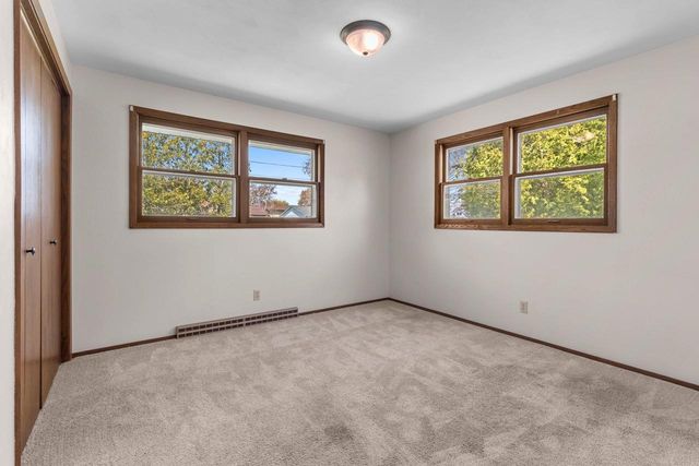 224 E NATIONAL AVENUE, Brillion, WI 54110