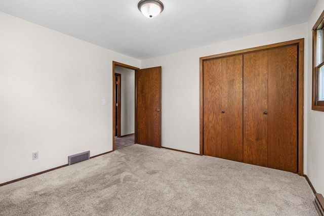 224 E NATIONAL AVENUE, Brillion, WI 54110