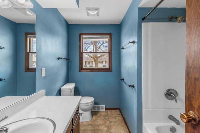 224 E NATIONAL AVENUE, Brillion, WI 54110