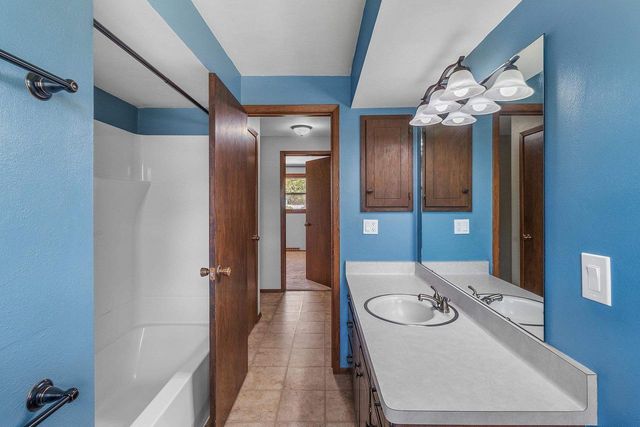 224 E NATIONAL AVENUE, Brillion, WI 54110