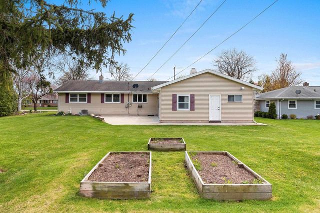 224 E NATIONAL AVENUE, Brillion, WI 54110